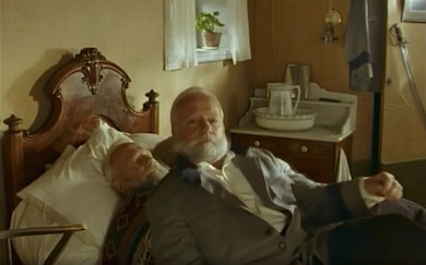 Ingvar Hirdvall i rollen som den nu döde Johan From i filmen Torntuppen.
